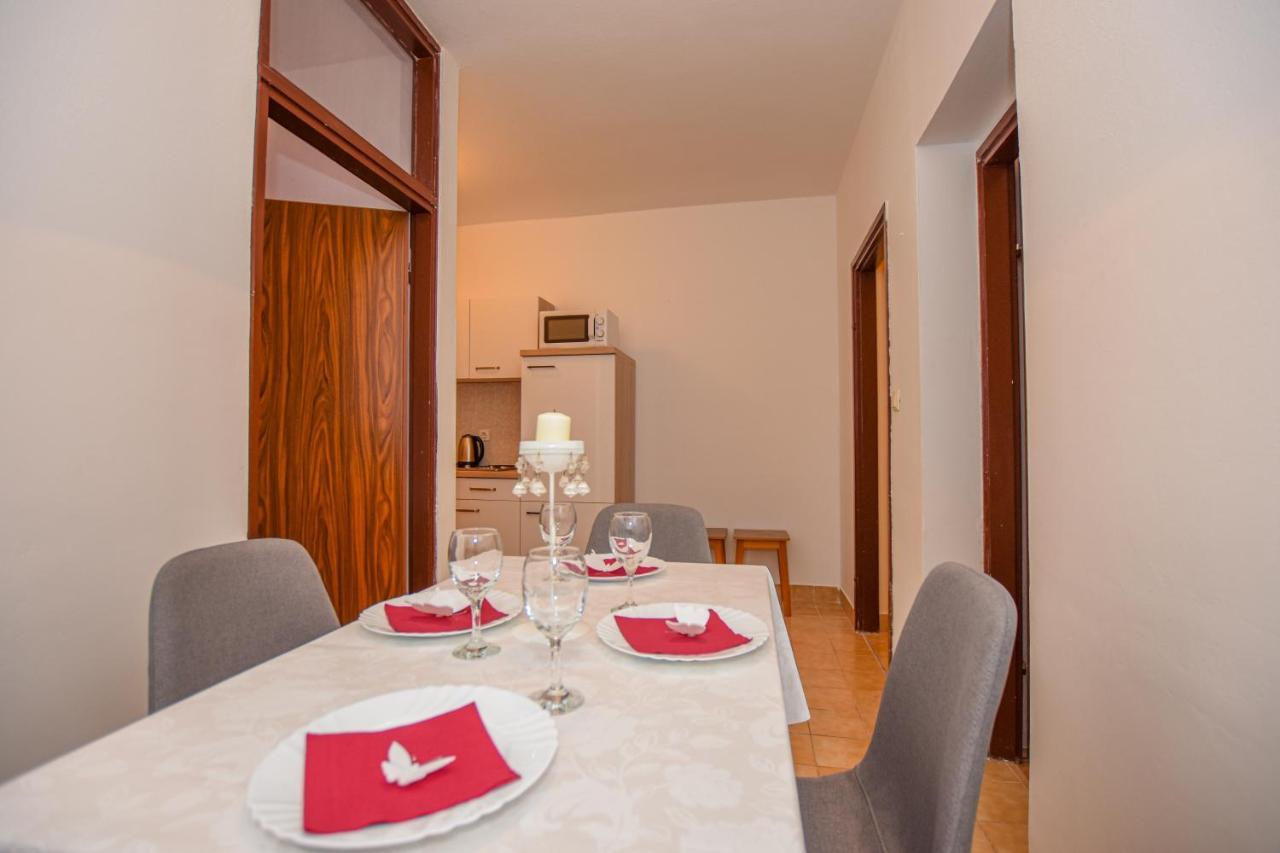 Apartments Kate باغ المظهر الخارجي الصورة