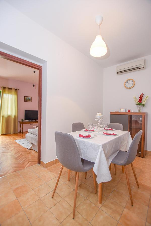 Apartments Kate باغ المظهر الخارجي الصورة