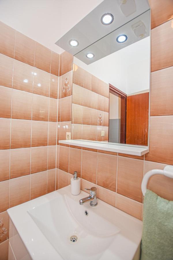 Apartments Kate باغ المظهر الخارجي الصورة